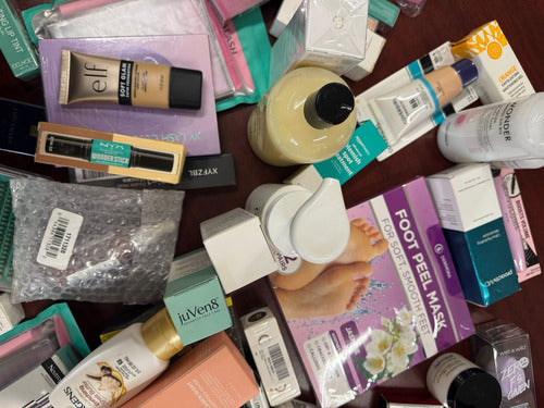 Caja Misteriosa De Maquillaje Y Artículos Para La Cara